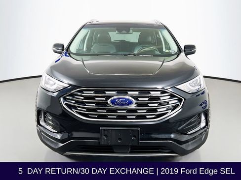 Used 2019 Ford Edge SEL w/ Equipment Group 201A AWD/4WD image 3