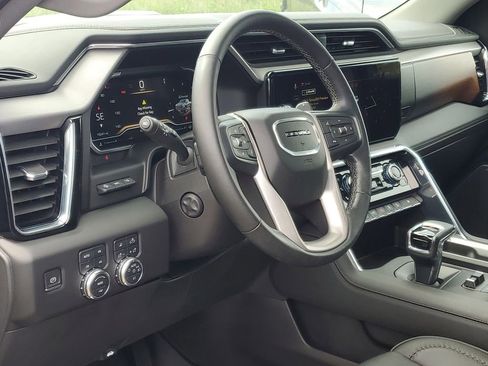 Used 2024 GMC Sierra 1500 Denali w/ Denali Reserve Package AWD/4WD image 9
