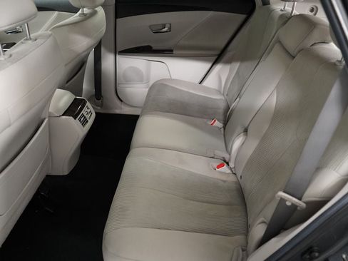 Used 2013 Toyota Venza LE FWD image 26