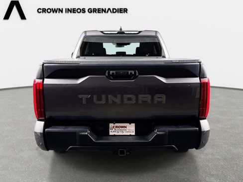 Used 2022 Toyota Tundra SR5 w/ Convenience Package RWD image 7