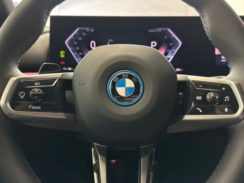 Used 2026 BMW i5 eDrive40 w/ M Sport Package RWD image 10
