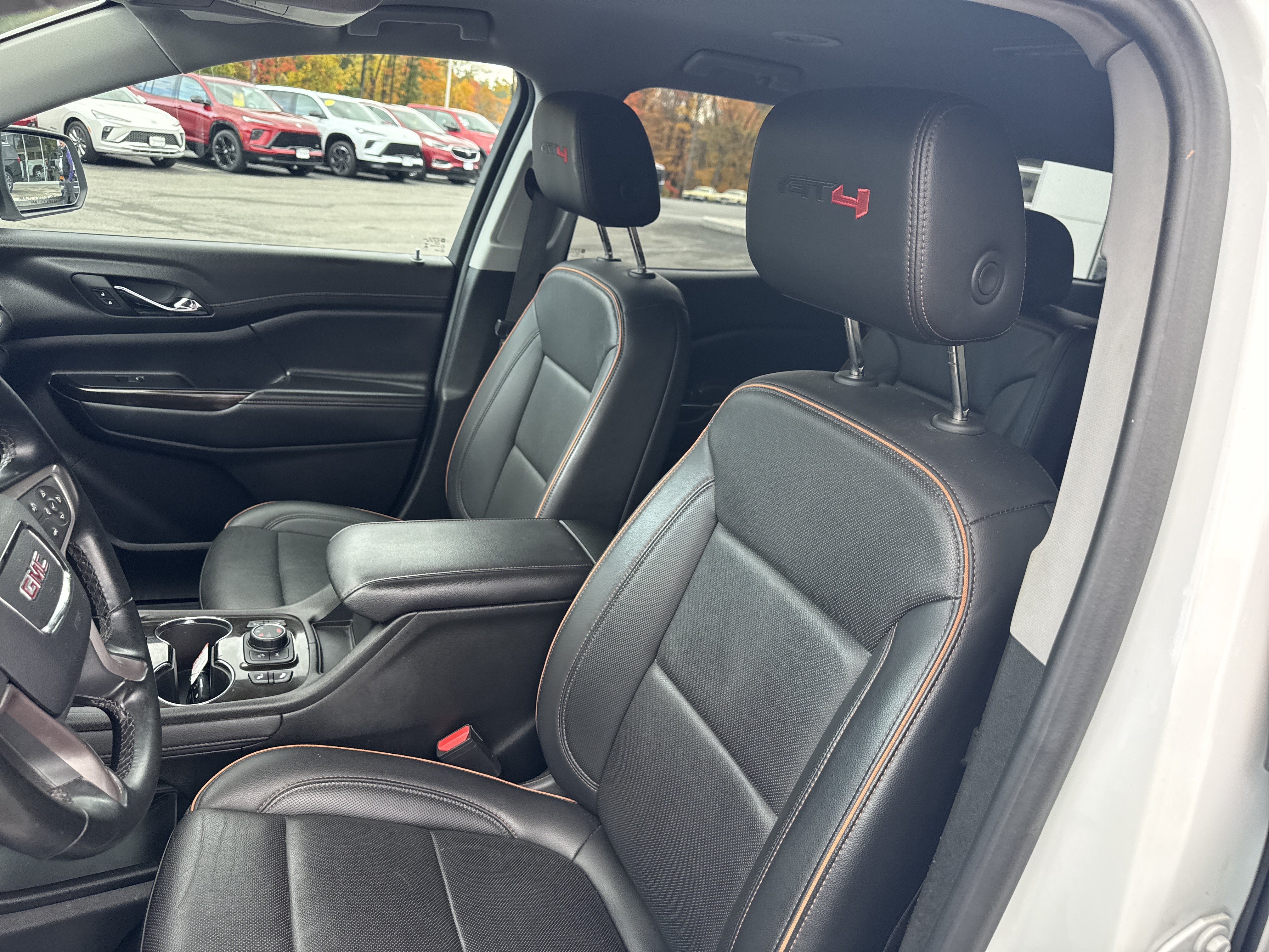 Used 2023 GMC Acadia AT4 AWD/4WD image 12