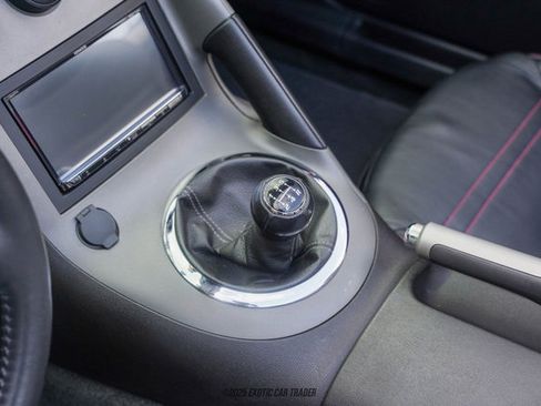 Used 2006 Pontiac Solstice Convertible w/ Premium Package image 29