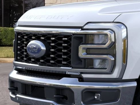 New 2026 Ford F350 King Ranch w/ Chrome Package AWD/4WD image 17
