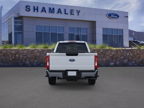 New 2026 Ford F250 XLT w/ FX4 Off-Road Package image 5