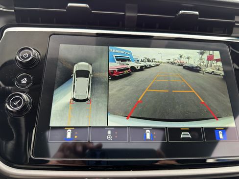Used 2023 Chevrolet Bolt EUV Premier w/ Sun & Sound Package FWD image 34