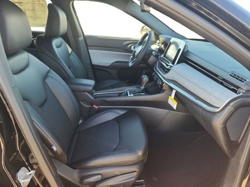 New 2026 Jeep Compass Latitude image 15