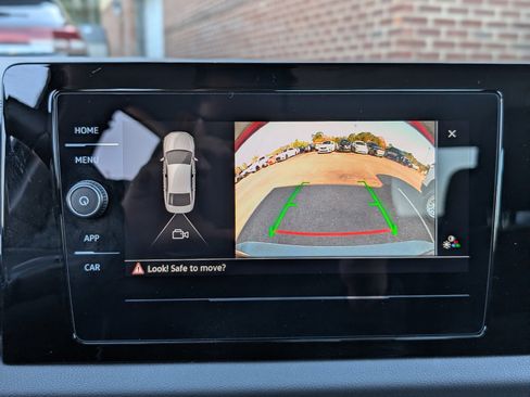 Used 2025 Volkswagen Jetta S image 26