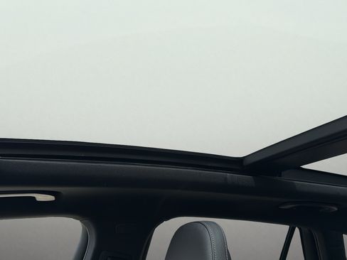 New 2026 Mercedes-Benz GLC 300 4MATIC image 18