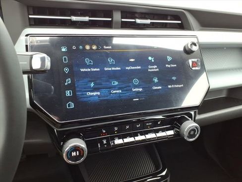 New 2027 Chevrolet Bolt LT w/ Comfort Package FWD image 11