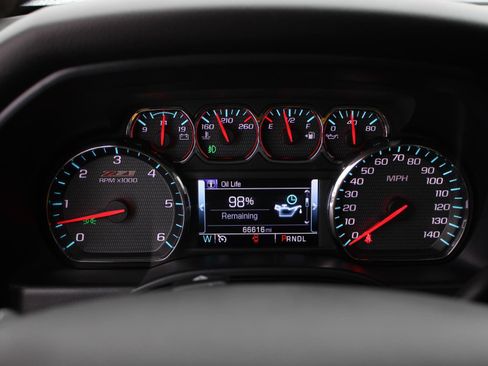 Used 2018 Chevrolet Silverado 1500 LT w/ All Star Edition image 11