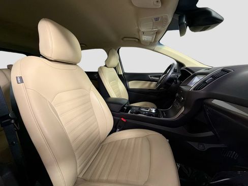 Used 2019 Ford Edge SEL w/ Equipment Group 201A FWD image 29