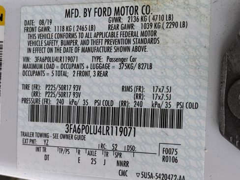 Used 2020 Ford Fusion SE FWD image 36