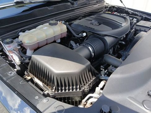 Used 2025 RAM 1500 Laramie AWD/4WD image 63
