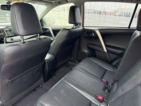 Used 2015 Toyota RAV4 Limited image 11