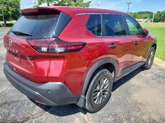 Used 2021 Nissan Rogue S FWD video 3
