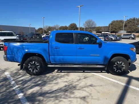 Used 2021 Toyota Tacoma SR5 image 2
