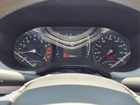 Used 2022 Jeep Compass Latitude AWD/4WD image 16