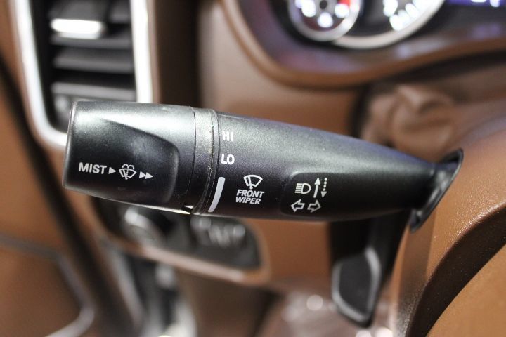Used 2021 RAM 1500 Laramie AWD/4WD image 38