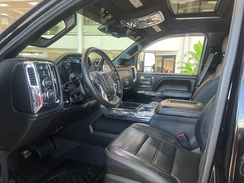 Used 2018 GMC Sierra 1500 Denali w/ Denali Ultimate Package AWD/4WD image 38