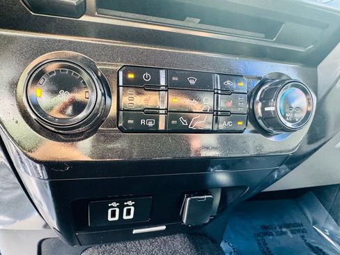 Used 2020 Ford F250 XL w/ Power Equipment Group RWD image 23