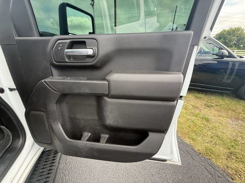 Used 2024 GMC Sierra 2500 Pro w/ 1SA Pro Safety Plus Package AWD/4WD image 22