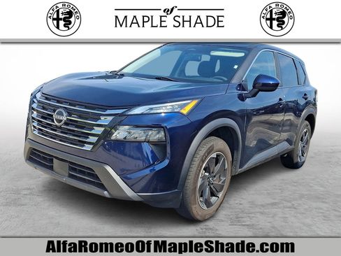 Used 2024 Nissan Rogue SV AWD/4WD image 1