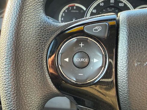 Used 2017 Honda Accord LX image 13