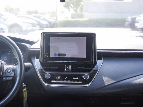 Used 2024 Toyota Corolla LE image 19