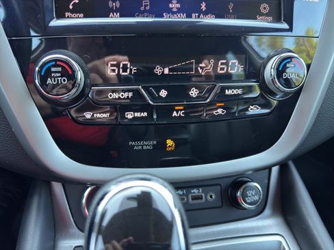 Used 2021 Nissan Murano SL FWD image 20