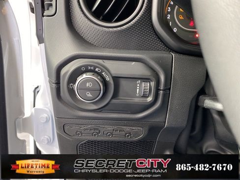 New 2026 Jeep Gladiator Rubicon w/ Steel Power Dome Hood Package image 14