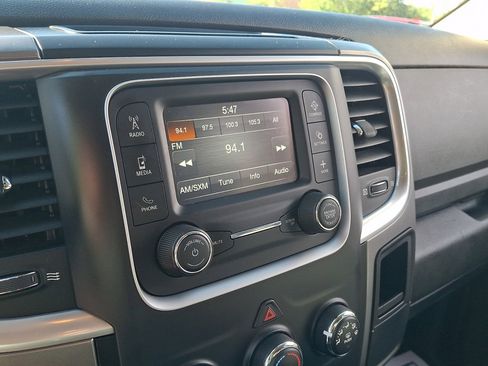 Used 2024 RAM 1500 Classic SLT AWD/4WD image 28