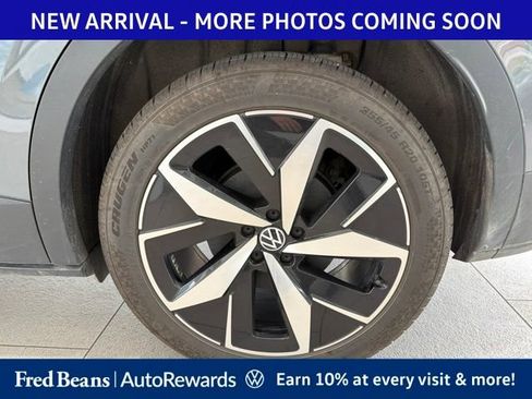 Used 2023 Volkswagen ID.4 Pro S AWD/4WD image 16