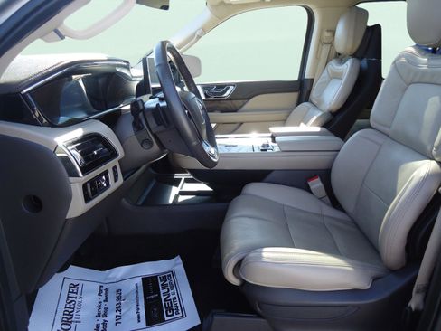 Used 2023 Lincoln Navigator L Reserve image 26