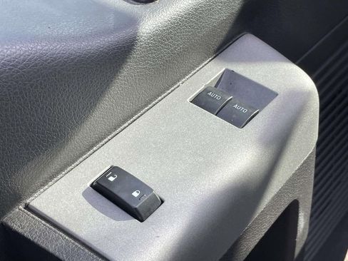 Used 2015 Ford F250 Lariat w/ Chrome Package image 15