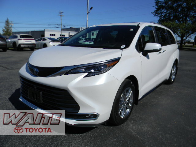 Certified 2024 Toyota Sienna Platinum AWD/4WD image 5