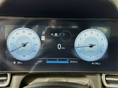 Used 2024 Hyundai Elantra SEL FWD image 22
