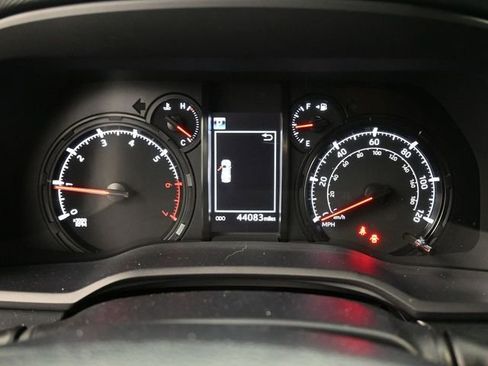 Used 2020 Toyota 4Runner SR5 image 9