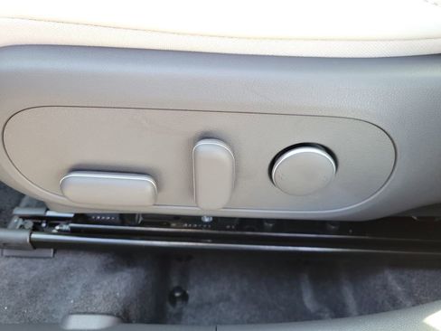 New 2025 Hyundai Kona Limited image 21