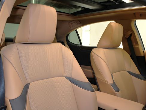 Used 2022 Lexus ES 350 Premium image 48