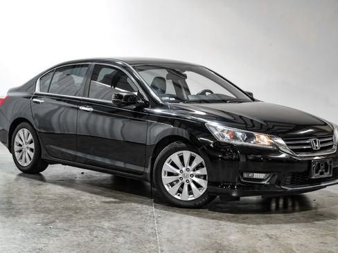 Used 2015 Honda Accord EX-L image 9