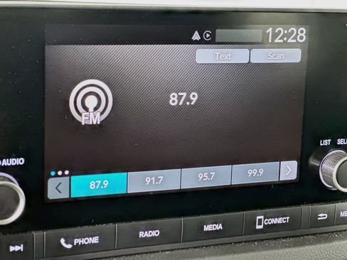 Used 2025 Honda Civic LX image 21
