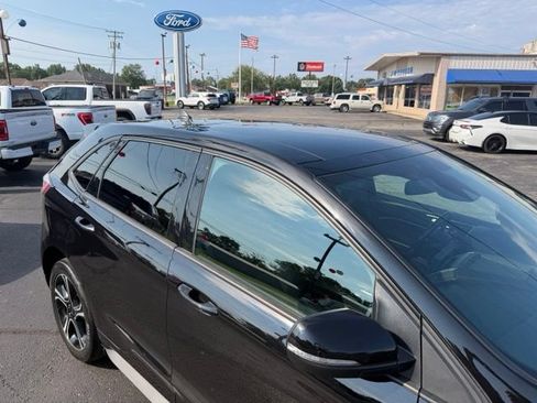 Used 2023 Ford Edge ST w/ Equipment Group 401A AWD/4WD image 7