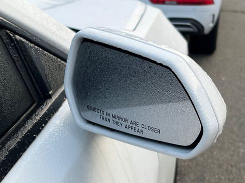 Used 2020 Chevrolet Camaro LT image 12