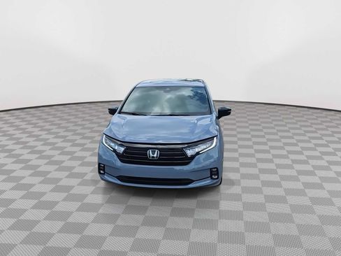 Used 2023 Honda Odyssey Sport image 3