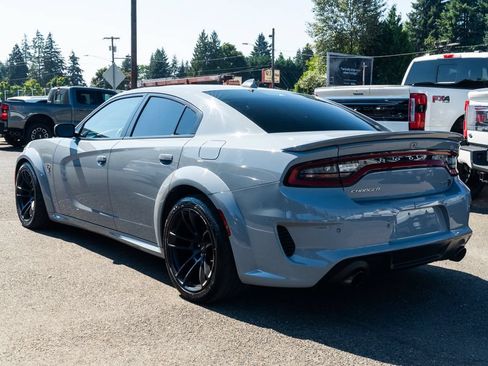 Used 2022 Dodge Charger SRT Hellcat RWD image 4