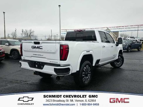 Used 2025 GMC Sierra 2500 Denali Ultimate image 5