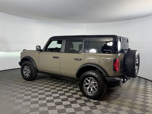 Used 2025 Ford Bronco Badlands AWD/4WD image 9