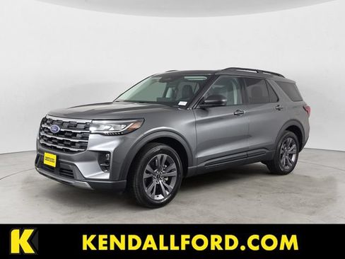 Used 2026 Ford Explorer Active w/ Active Comfort Package AWD/4WD image 1