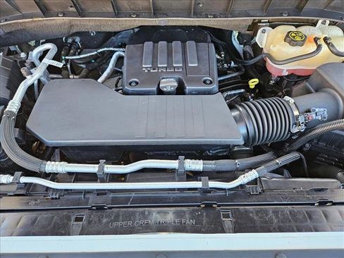 Used 2022 Chevrolet Silverado 1500 LT RWD image 18